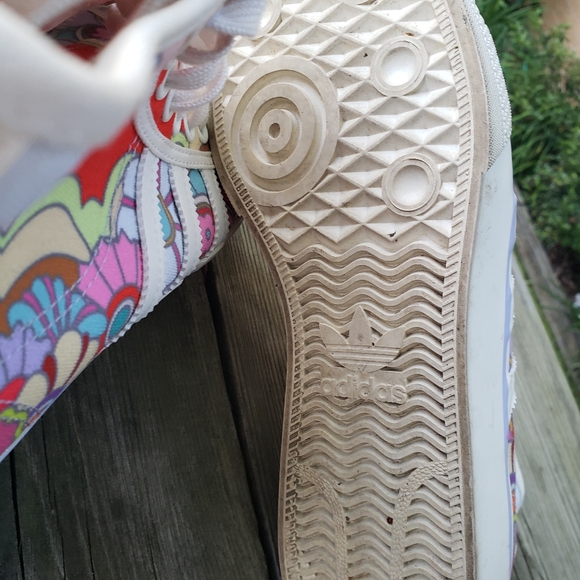 adidas Multicolor Graphic Platform Sneakers - Picture 9 of 11